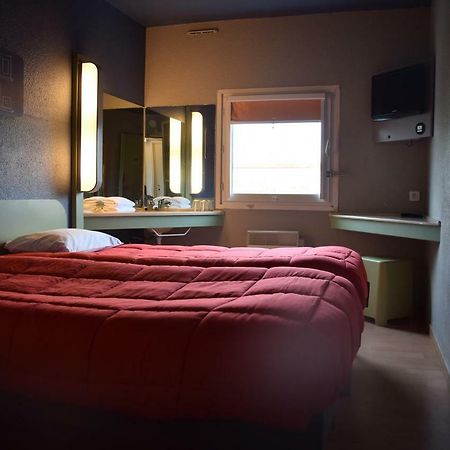 Design Booking Villeneuve-le-Roi Luaran gambar