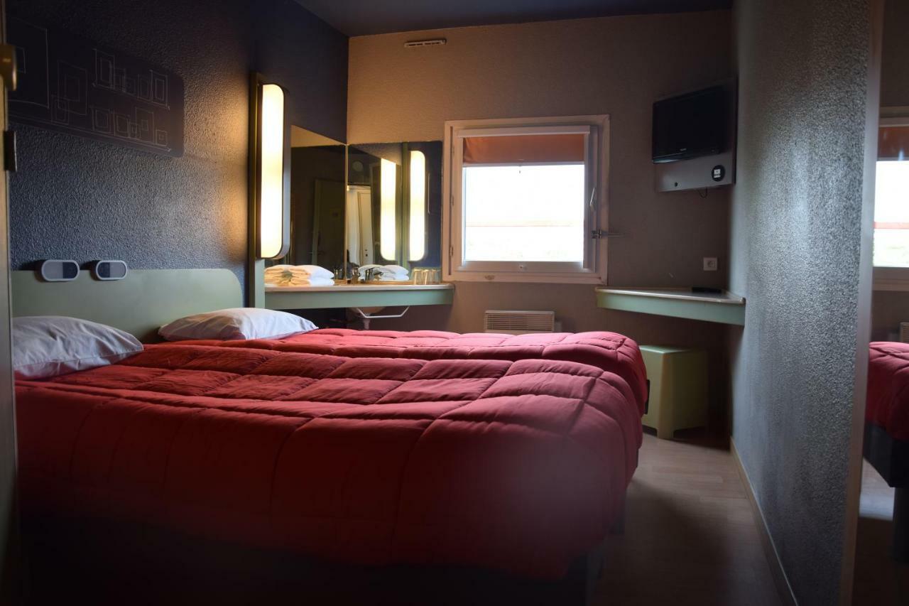 Design Booking Villeneuve-le-Roi Luaran gambar